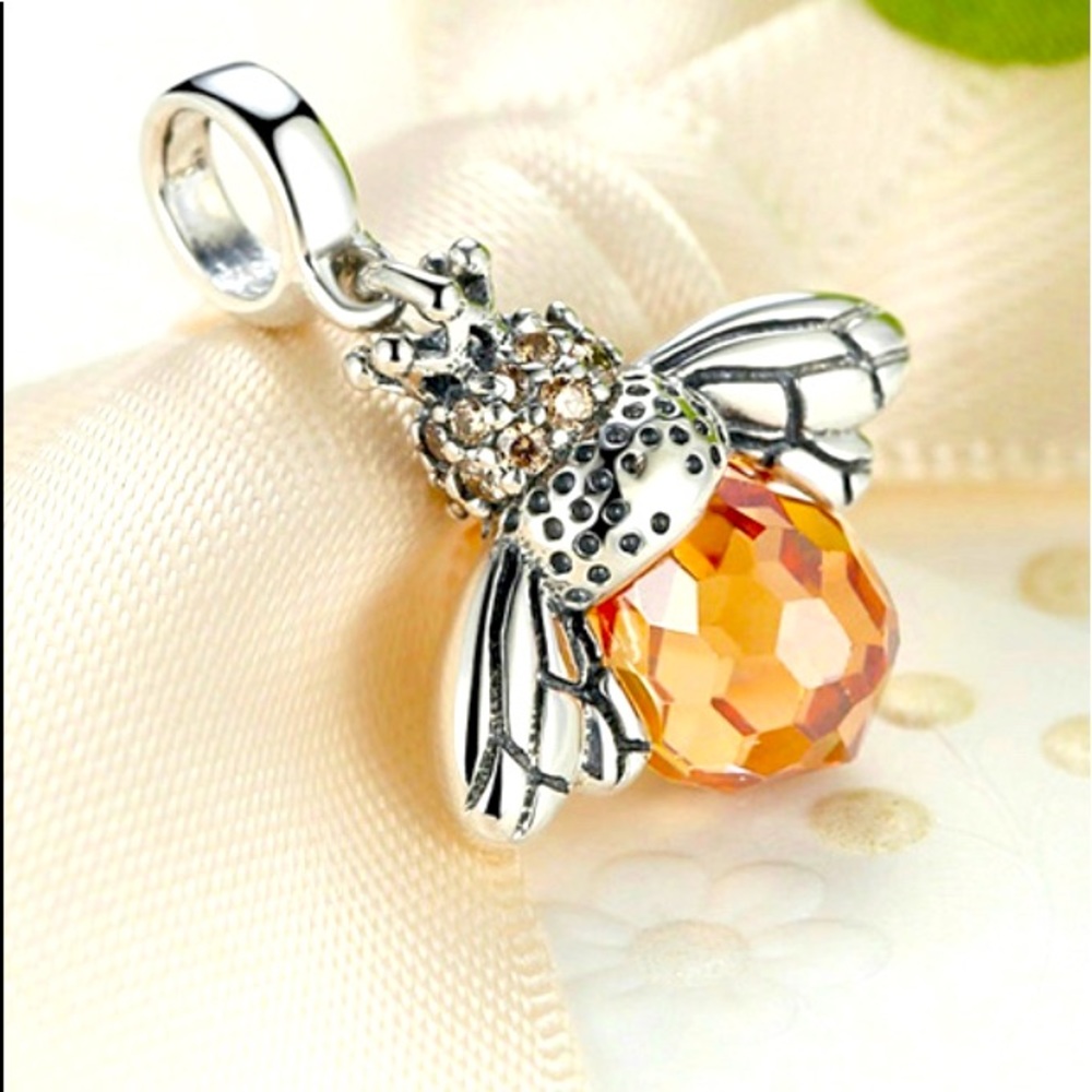 Bee 🐝 Charm Fits Pandora